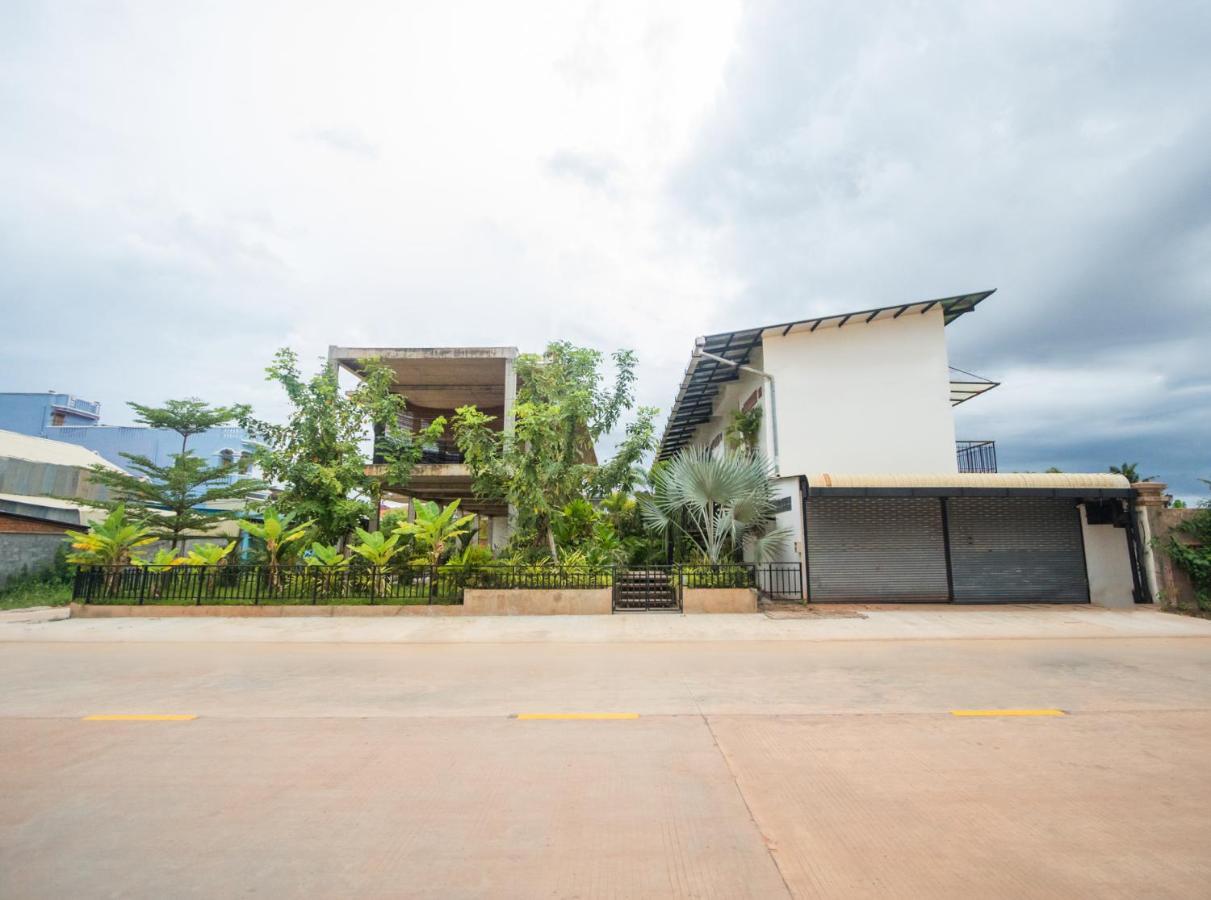Phan Nata Apartment Siem Reap Exterior photo